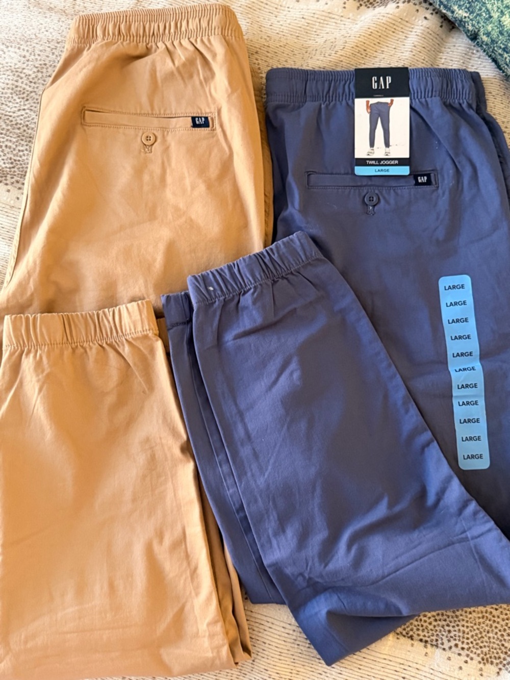 GAP Men's Twill Jogger Pants - Navy Blue & Tan